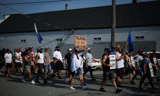 Singh Says NDP Won’t Support Back-to-Work Legislation to End BC Port Strike