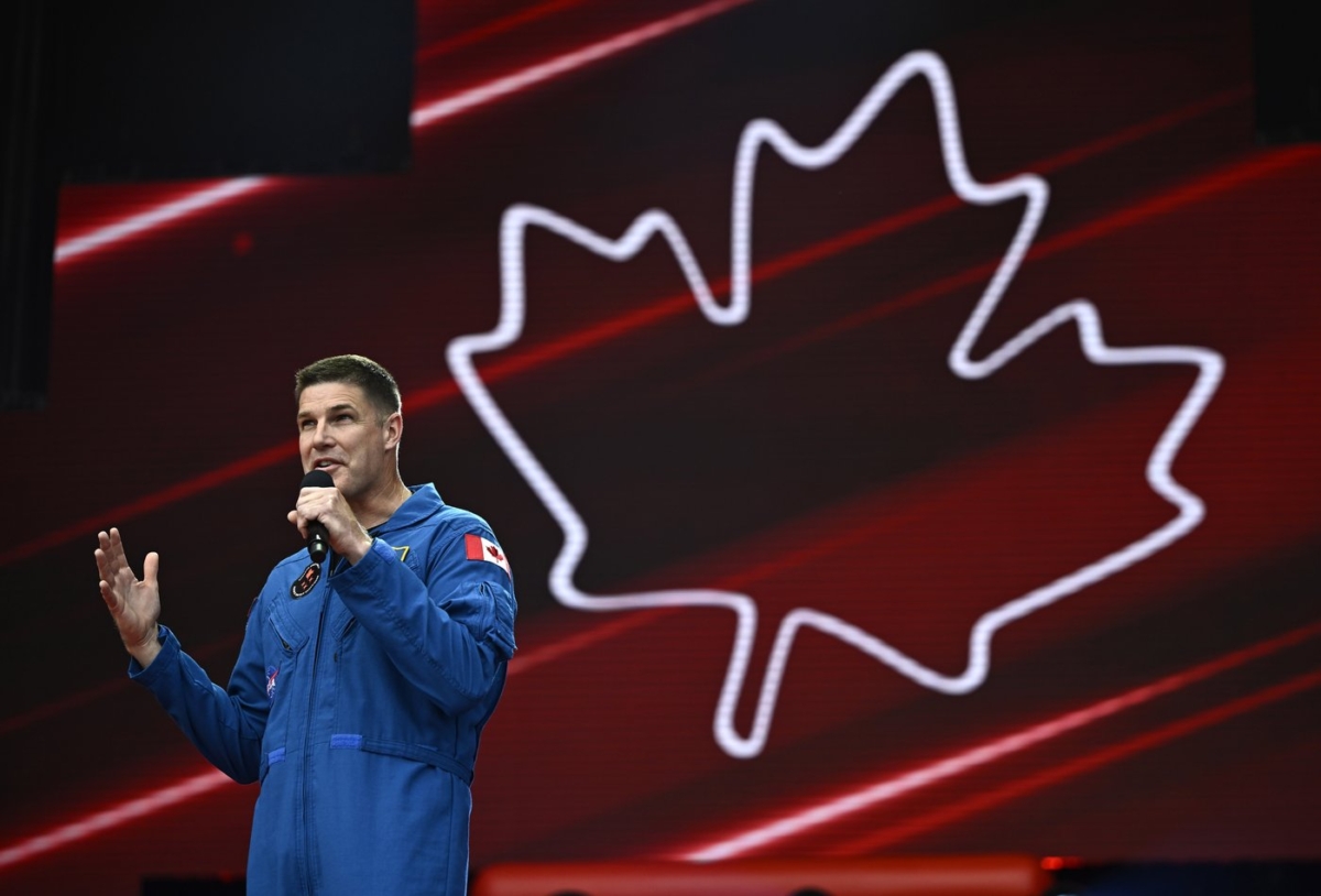 'Don't Fall Off the Horse': Astronaut Jeremy Hansen Leads Calgary Stampede Parade
