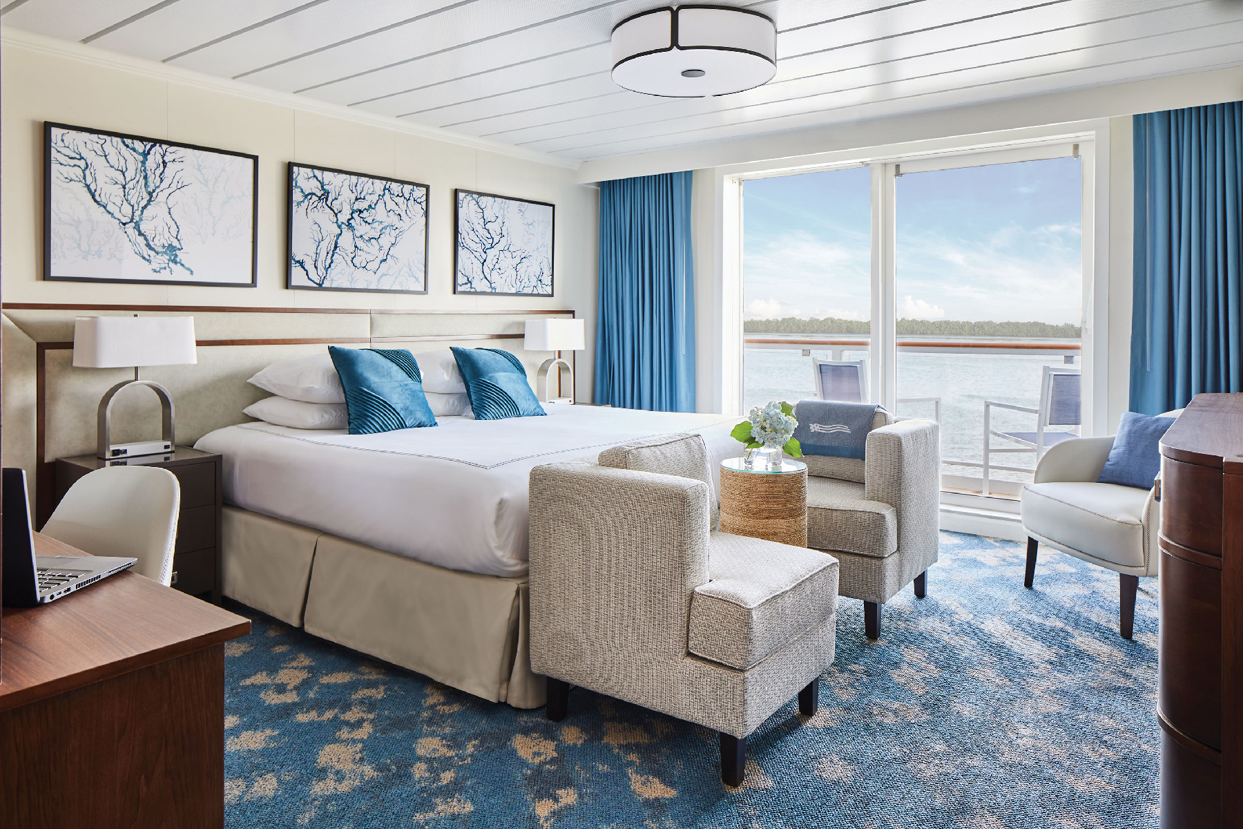 A comfortable stateroom on the American Symphony
