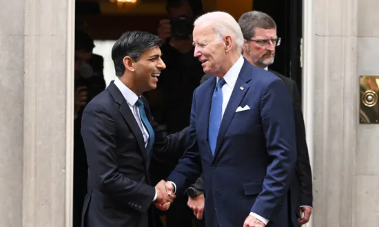 Biden Says US–UK Relations Are ‘Rock Solid’ Amid Cluster Bomb Controversy