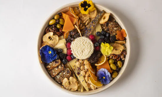 From Anise to Zinnia, Your Summer Dishes Just Got Prettier