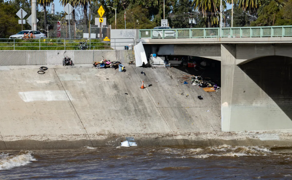 Homeless encampments line the Los Angeles River in Long Beach, Calif., on March 1, 2023. (John Fredricks/The Epoch Times)