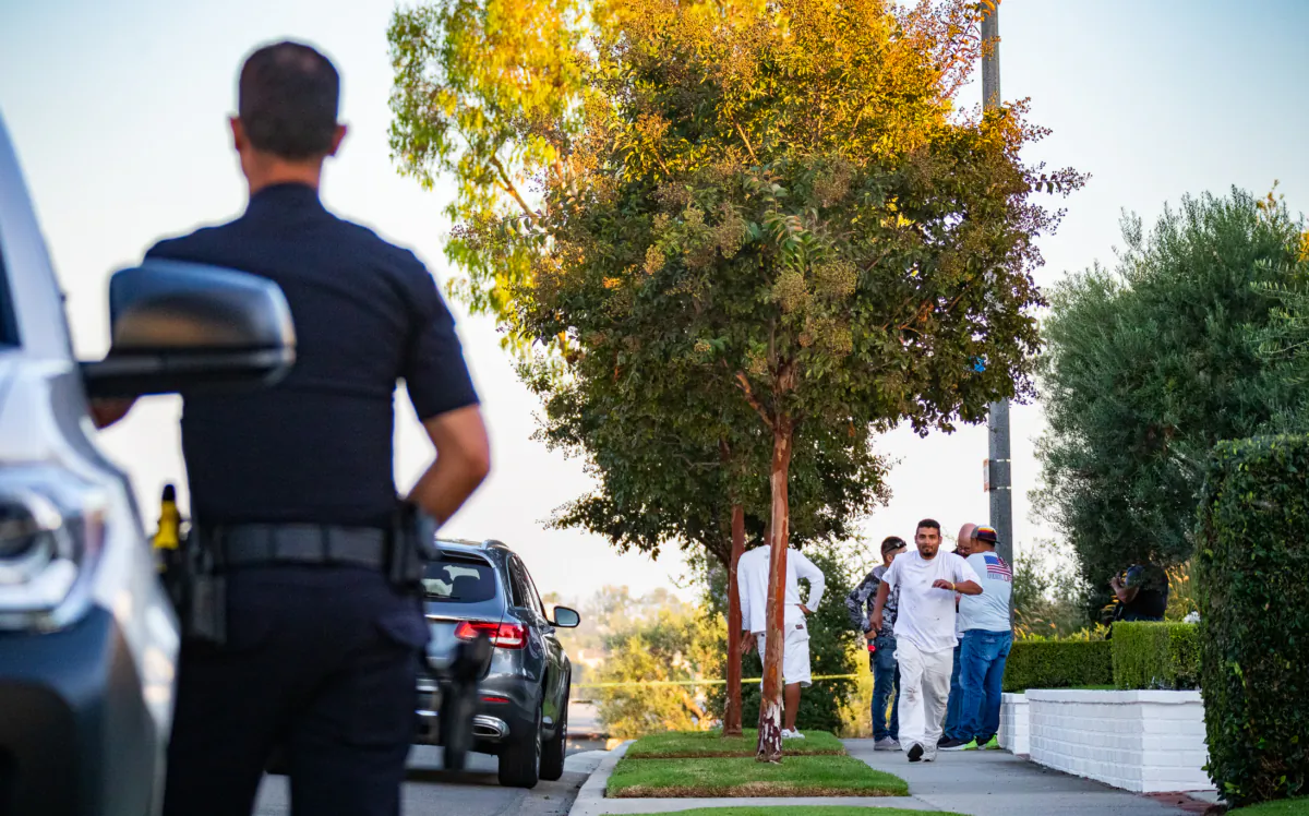 Law enforcement agencies work together in arresting a suspect in a file photo. (John Fredricks/The Epoch Times)