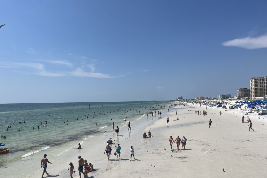 Flesh-Eating Bacteria Leaves 8 Dead, 32 Sick in 2 States: Officials