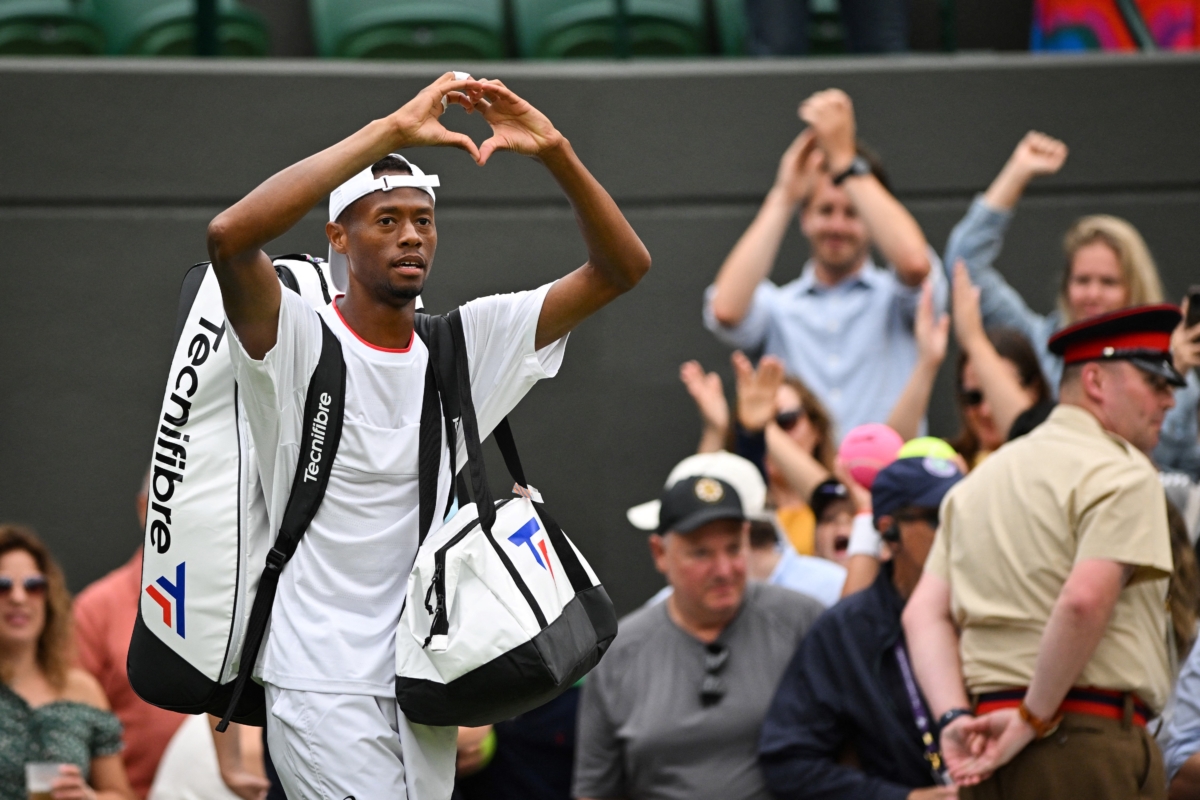 NextImg:Daniil Medvedev Ends Christopher Eubanks' Wimbledon Run