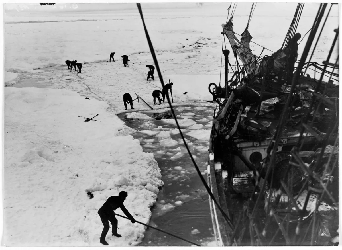 Endurance under sail trying to break through pack ice, Weddell Sea, Antarctica, 1915, by Frank Hurley, from original Paget Plate, 1914–1915, State Library New South Wales. (Public Domain)