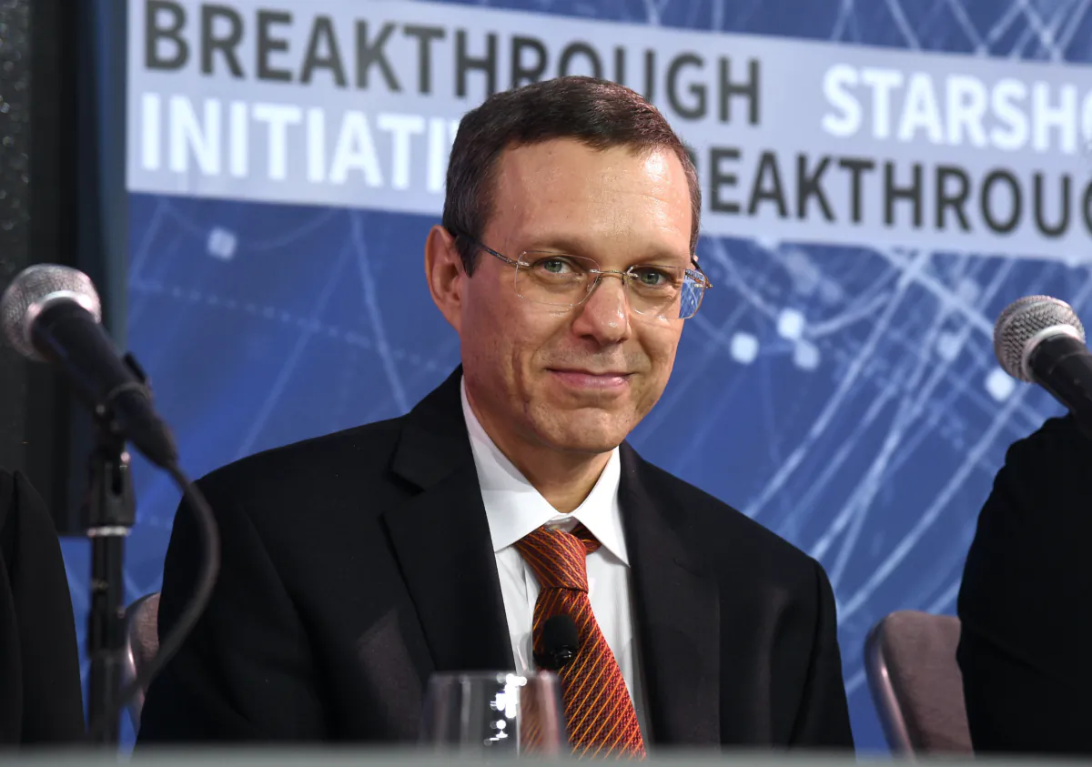 Professor Avi Loeb, Frank B. Baird, Jr. Professor of Science at Harvard University, speaks on stage during a press conference at One World Observatory in New York, on April 12, 2016. (Bryan Bedder/Getty Images for Breakthrough Prize Foundation)