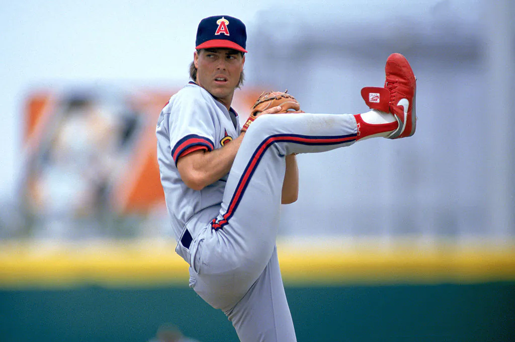 Mark Langston (12) of the California Angels prepares to pitch the ball during their 1990 season game. (Stephen Dunn/Getty Images)