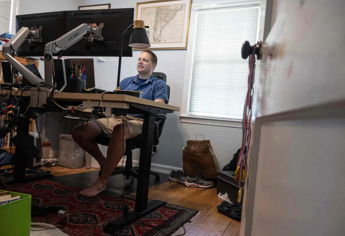 Three years after the COVID-19 pandemic started, employers are struggling to bring staff back to the office after many Americans were mandated to work from home. (Andrew Caballero-Reynolds/AFP via Getty Images)