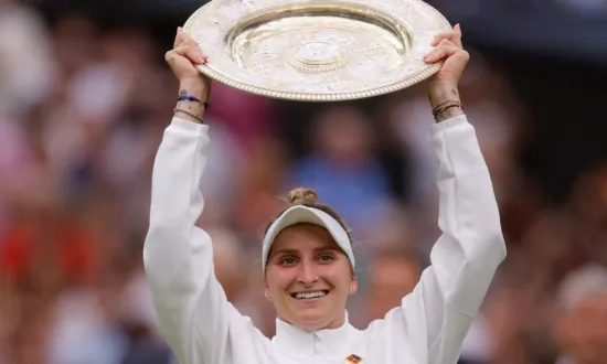 Unseeded Vondrousova Stuns Jabeur to Win Wimbledon Title