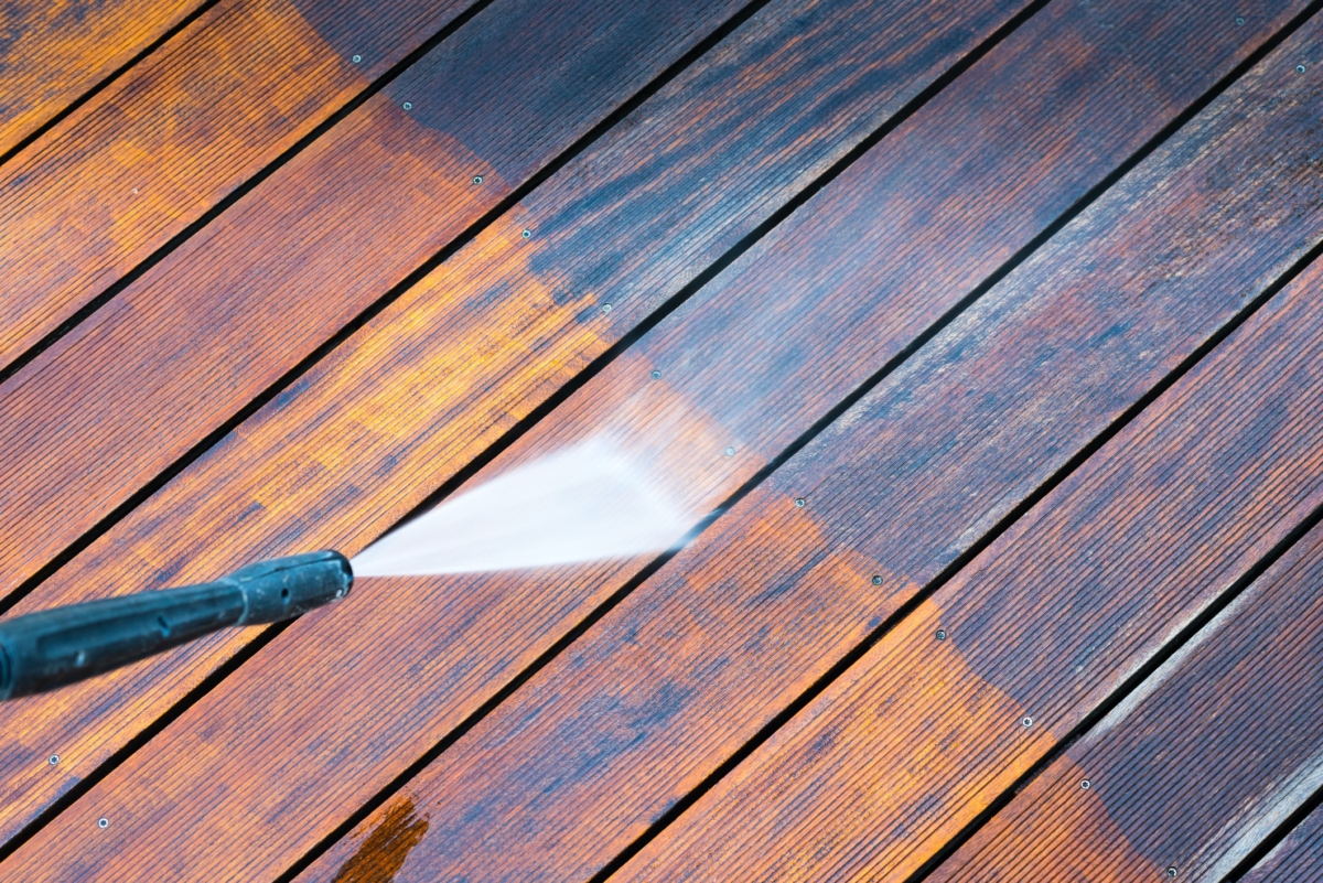 NextImg:Pressure Wash a Deck