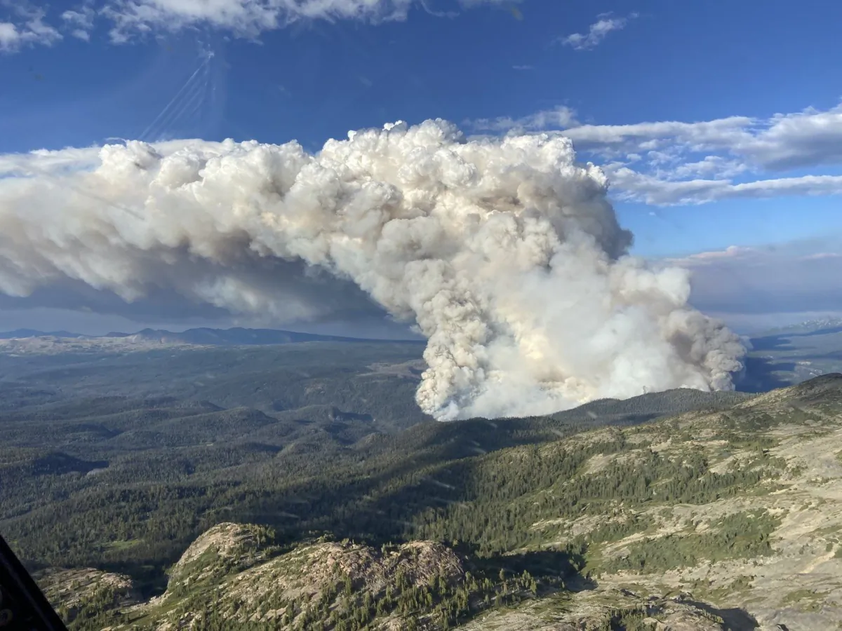 The Young Creek wildfire is seen from the air in an undated handout photo. (The Canadian Press/HO-BC Wildfire Service)
