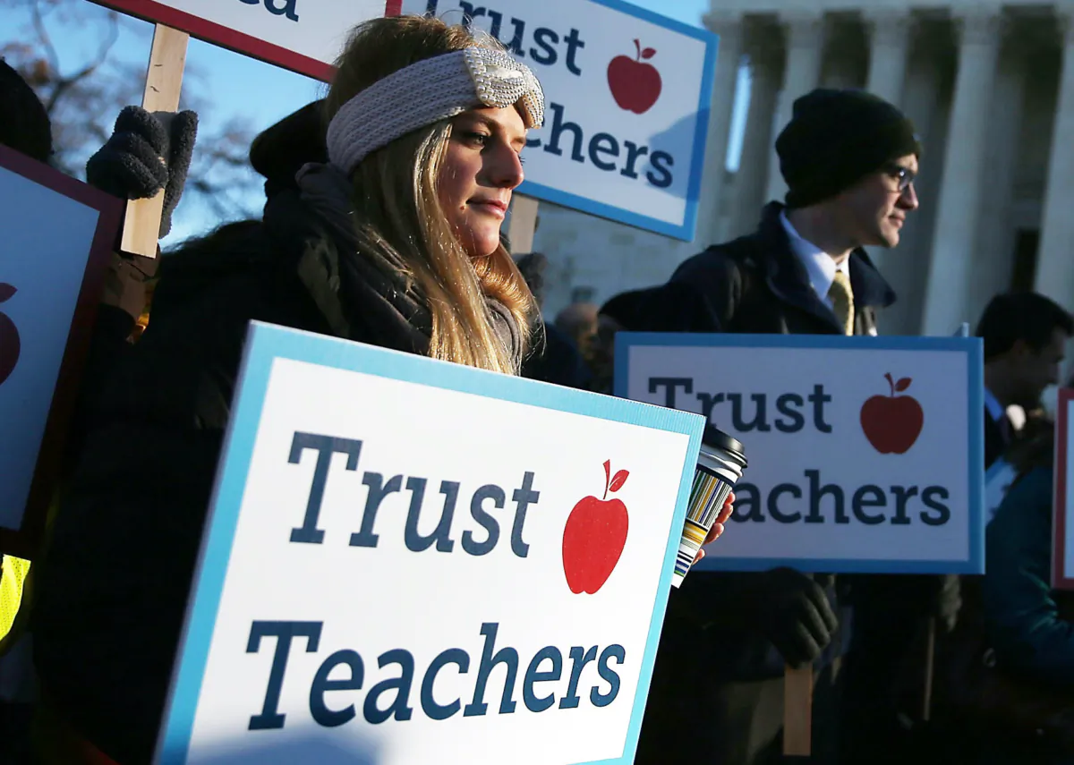 People rally against the California Teachers Union in front of the U.S. Supreme Court building in Washington on Jan. 11, 2016. (Mark Wilson/Getty Images)