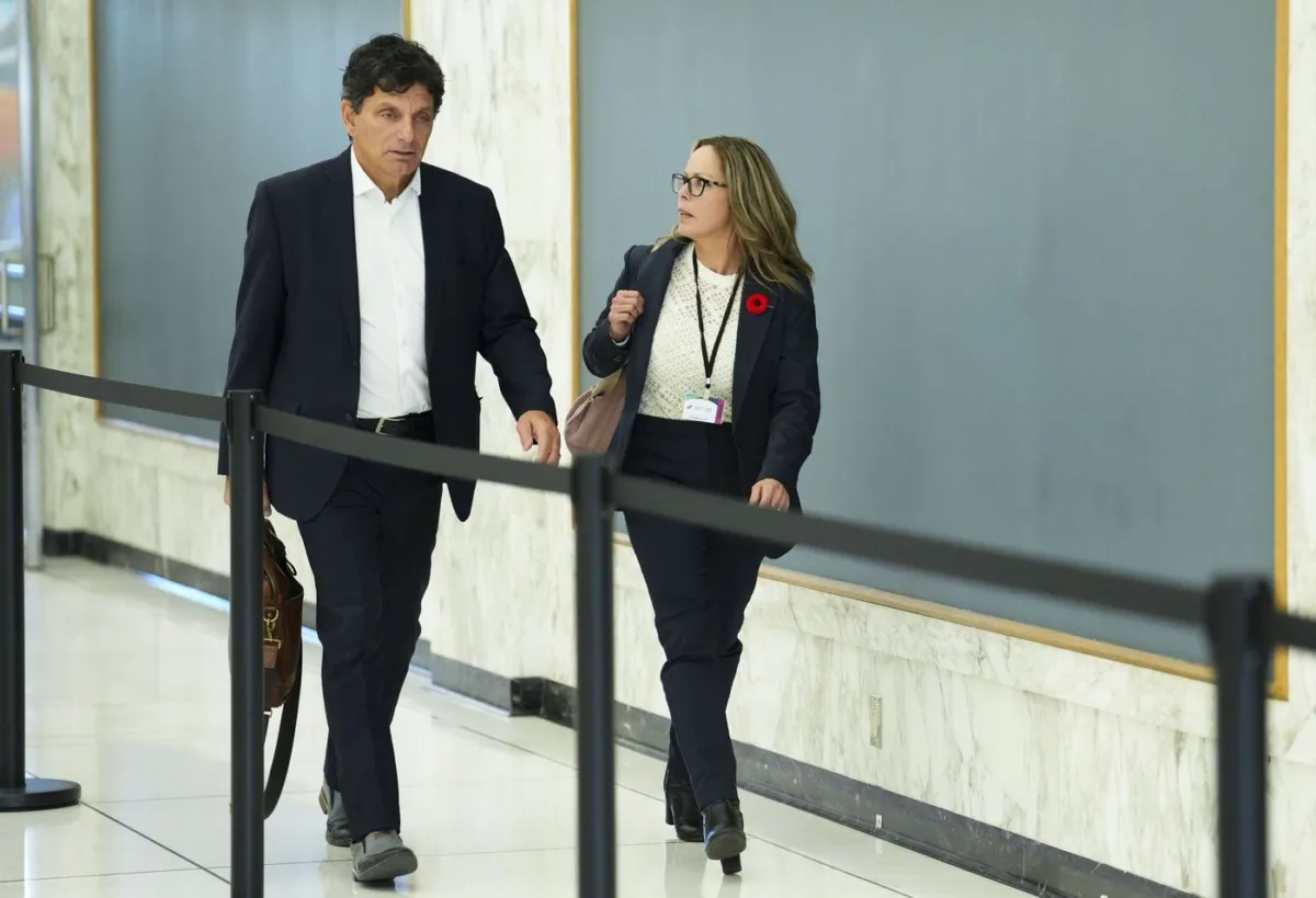 Lawyer Lawrence Greenspon and Tamara Lich attend the Public Order Emergency Commission in Ottawa, on Nov 3, 2022. (The Canadian Press/Sean Kilpatrick)
