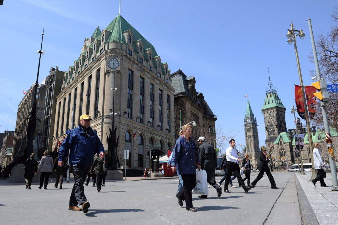 Government Jobs Drove 30% of Canada’s Employment Growth Over Past Decade: Study