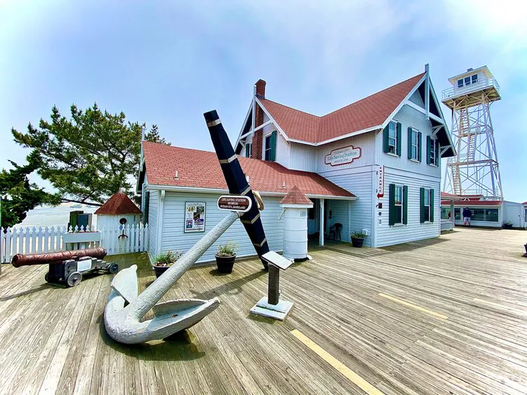 The Ocean City Life-Saving Station Museum is located at the southern end of the boardwalk and seeks to preserve the local cultural and natural history of this coastal area of Maryland. (Ocean City Life-saving Station Museum)