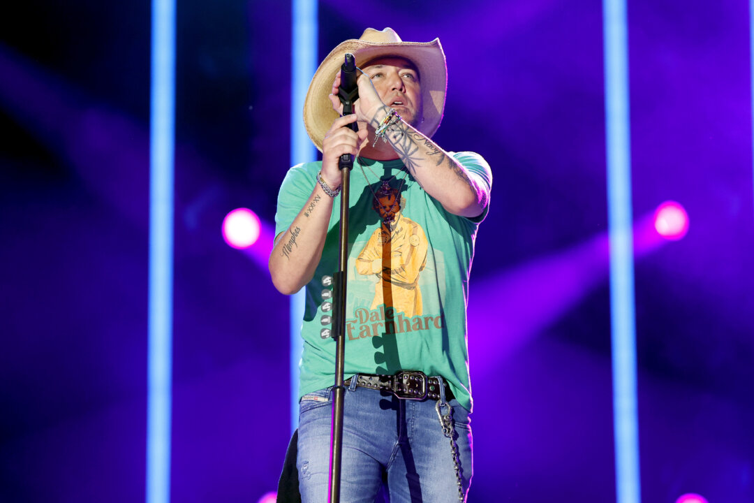Jason Renn Country Music’s Renaissance in Full Swing as Songs Top Billboard | The ...
