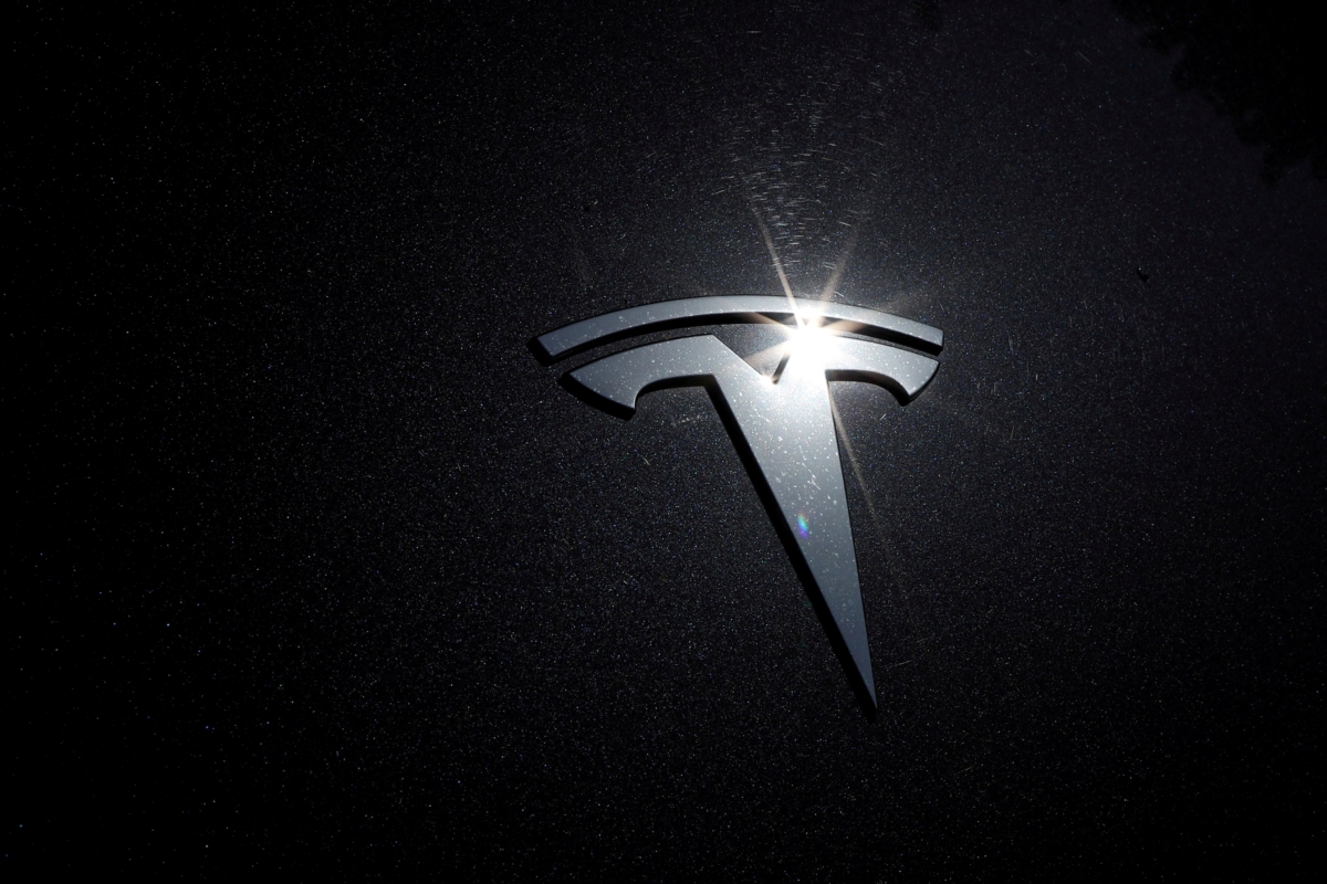 Musk Open to Price Cuts as Tesla Bets on Self-Driving Future