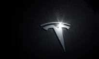 Musk Open to Price Cuts as Tesla Bets on Self-Driving Future