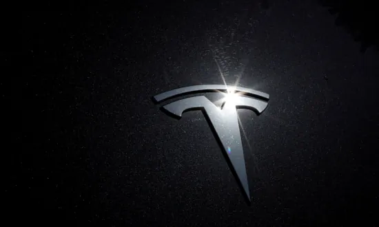 Musk Open to Price Cuts as Tesla Bets on Self-Driving Future