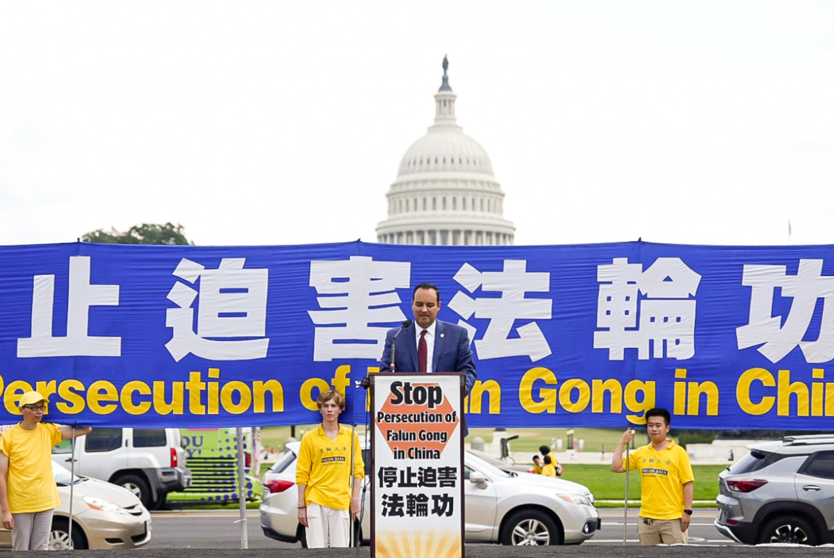 NextImg:Washington Rally Calls for End to CCP's 24 Year Persecution of Falun Gong