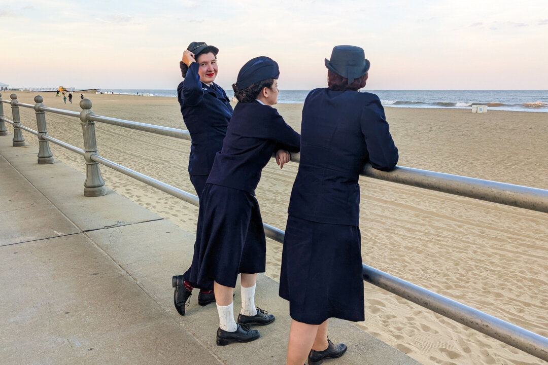 Morgan Magnuson (L) joins friends dressed in a World War II U.S. Navy WAVES Mail Clerk uniform. (Courtesy of Morgan Magnuson)
