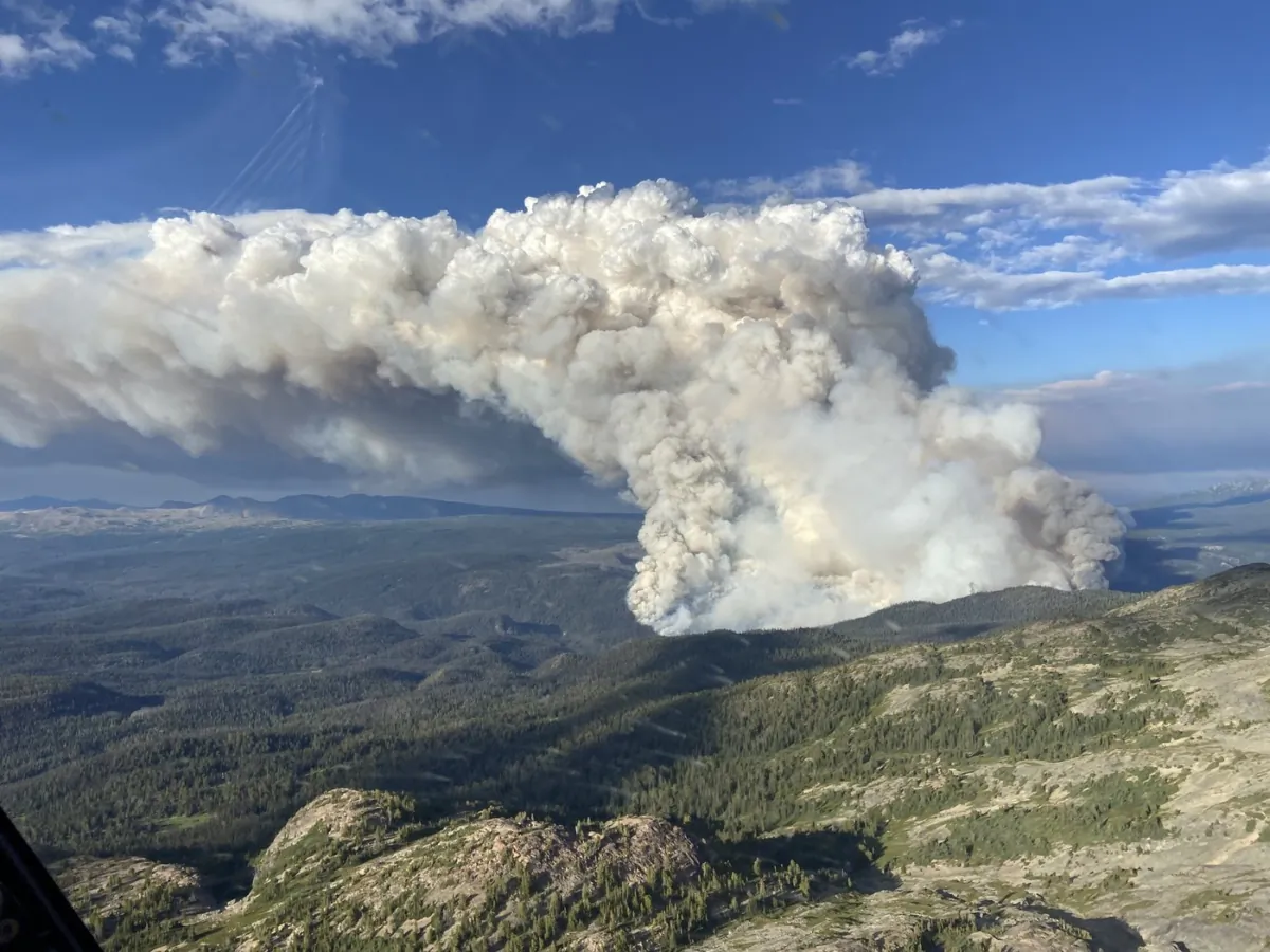 The Young Creek wildfire is seen from the air in an undated handout photo. (The Canadian Press/HO-BC Wildfire Service)