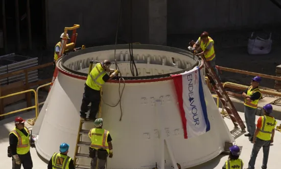 California Science Center Starts Complex Process to Display Space Shuttle Endeavour Vertically