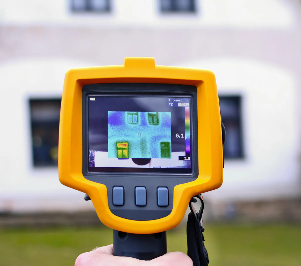 Home energy auditors use a variety of tools, such as thermal imaging, to detect where your home is losing energy. (Dreamstime/TNS)