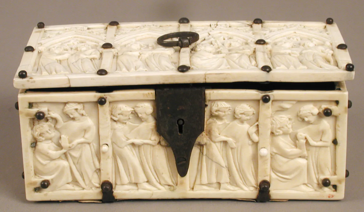 "Box with Courting Couples," 14th century. The Metropolitan Museum of Art, New York City. (Public Domain)