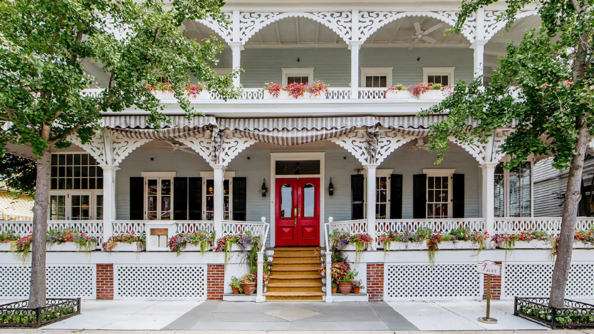 The Virginia Hotel in Cape May, New Jersey, combines historic elegance and modern amenities. (Photo courtesy of The Virginia Hotel)