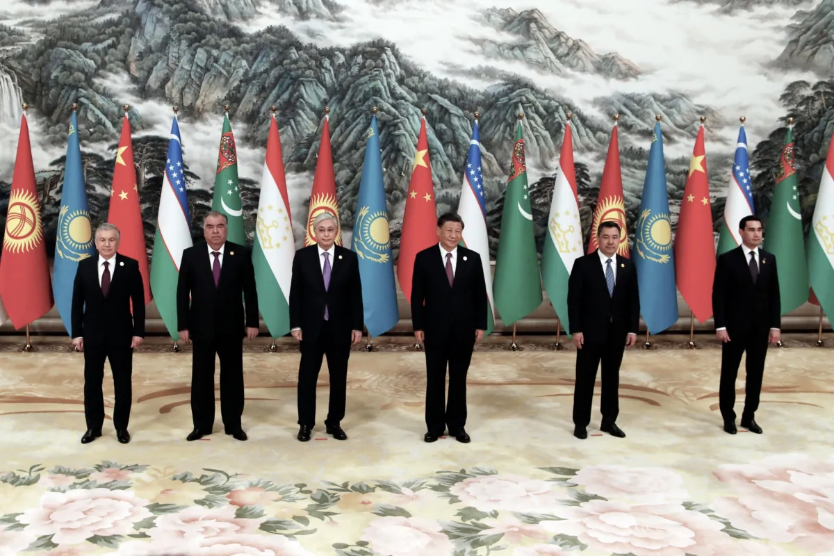 Chinese leader Xi Jinping, Kazakhstan's President Kassym-Jomart Tokayev, Kyrgyzstan's President Sadyr Japarov, Tajikistan's President Emomali Rahmon, Turkmenistan's President Serdar Berdymukhamedov, and Uzbekistan's President Shavkat Mirziyoyev pose for a group photo during the China-Central Asia Summit in Xian, in China's northern Shaanxi Province, on May 19, 2023. (Florence Lo/Pool/AFP via Getty Images)