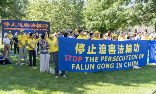 NY Rally Raises Awareness of Decades-long Persecution of Falun Gong in China