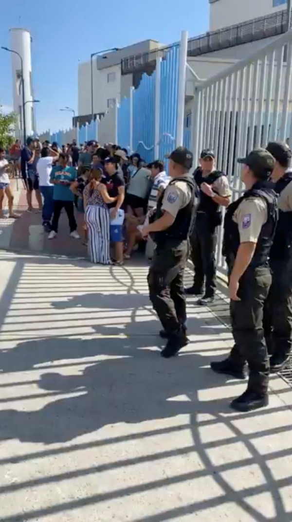 Ecuador police