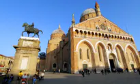 Breaking (And Dipping) Bread in Padua, Italy