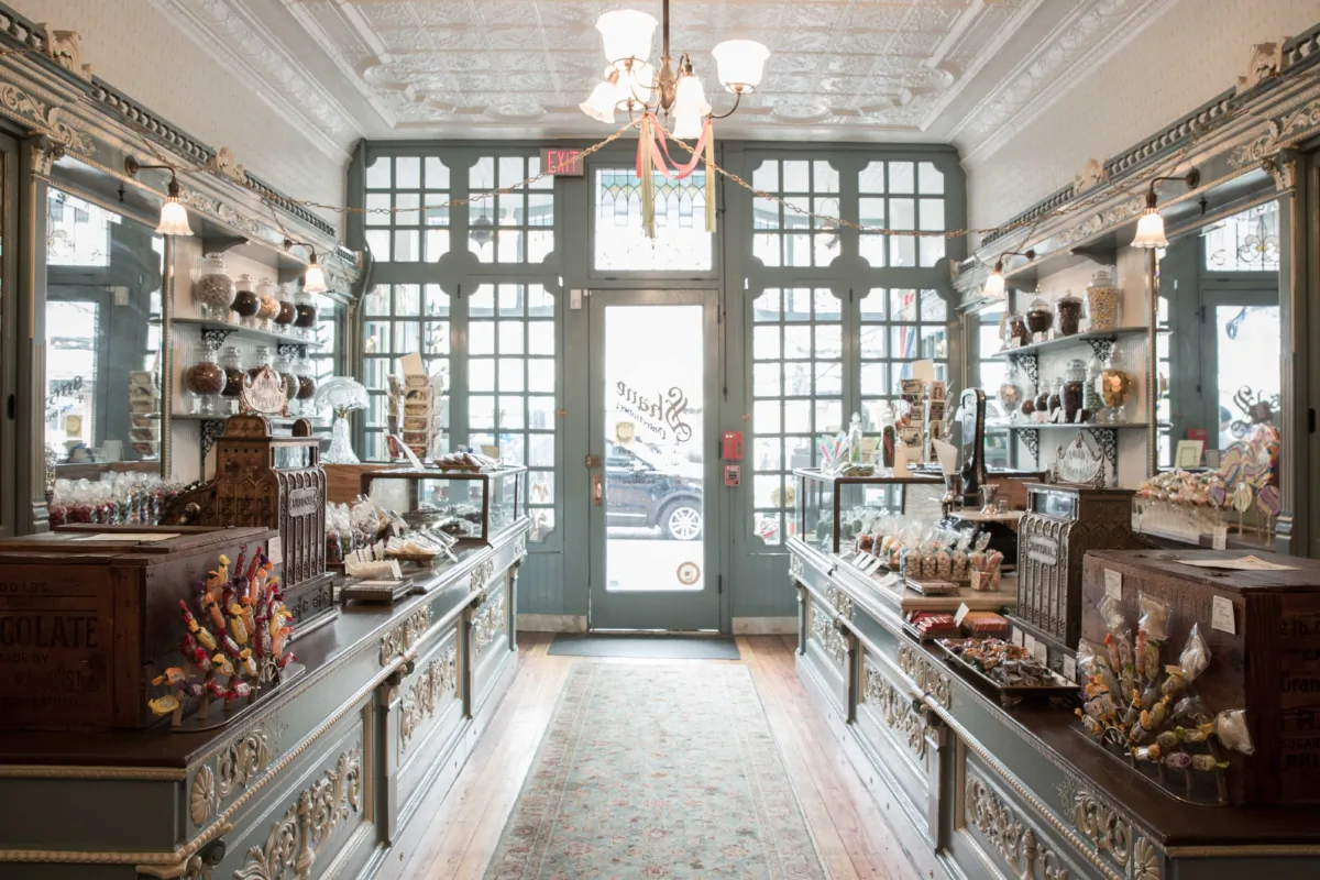 The Berleys restored
the shop interior to
its original 1910s glory,
from the curved glass
display windows at
the storefront to the
original hardwood
flooring.  (Courtesy of Shane Confectionery)