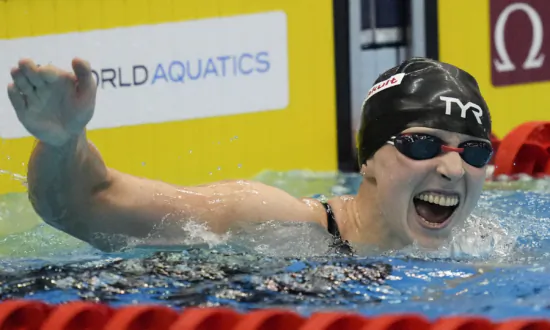 Ledecky Wins Gold at the Swimming Worlds to Tie Mark Set by Phelps