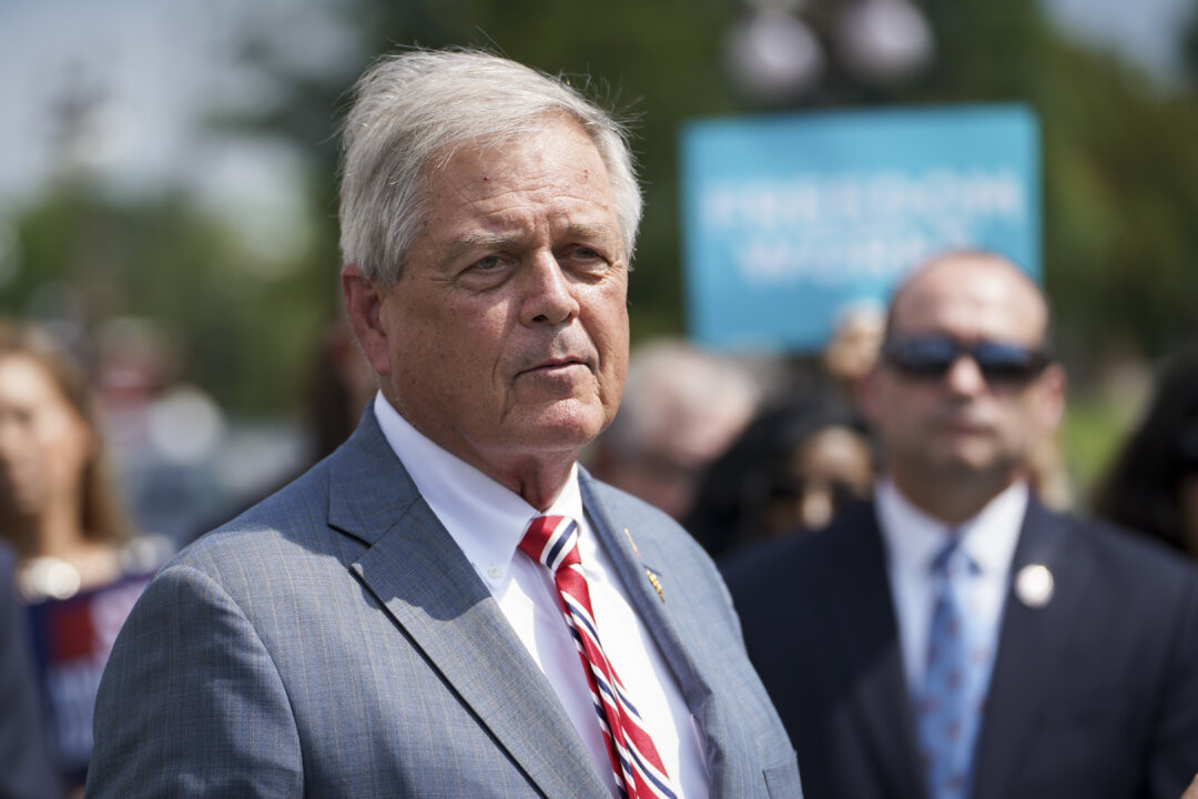 “South Carolina Conservative Champion Backs Ralph Norman for Congress!”