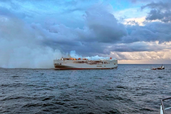 id5423862-burning-cargo-ship