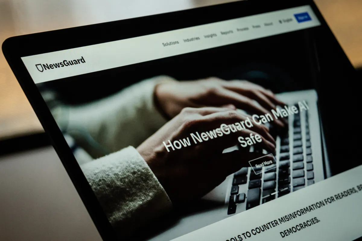 The NewsGuard website is displayed on a laptop in New York on July 26, 2023. (Samira Bouaou/The Epoch Times)