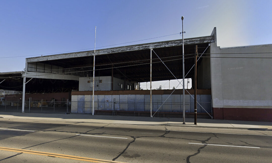 A warehouse in Reedley, Calif., in October 2020. (Google Maps/Screenshot via The Epoch Times)
