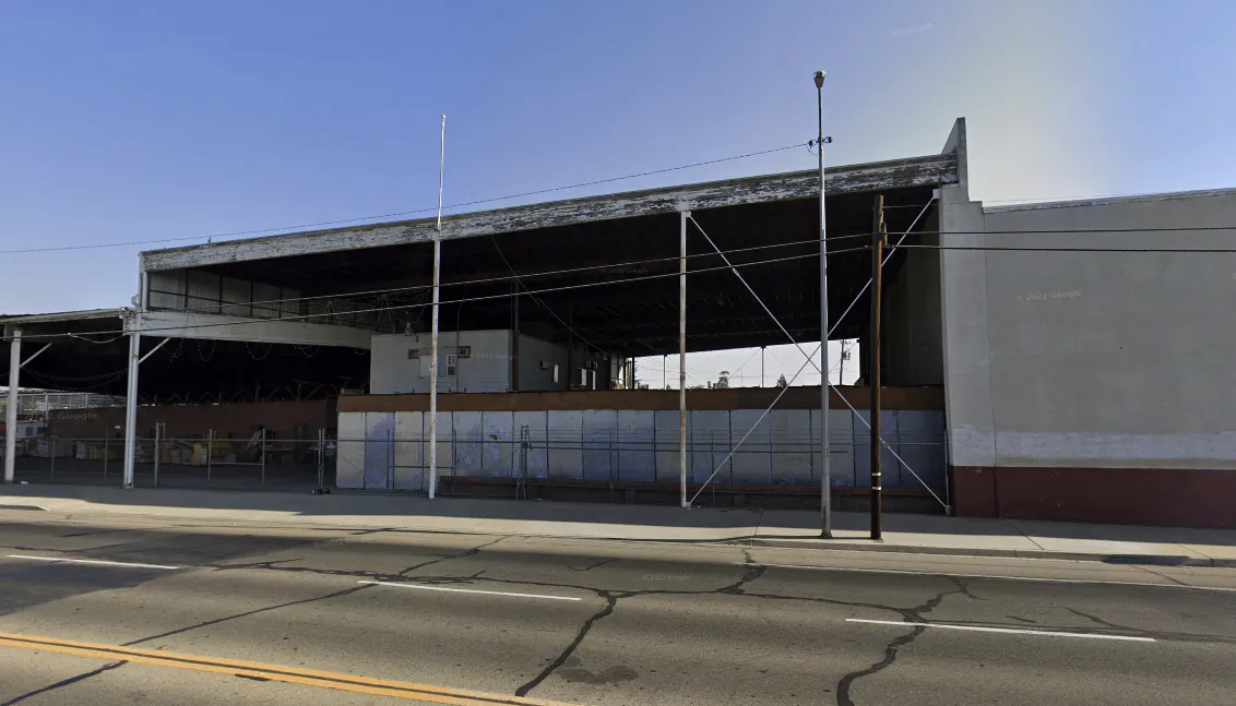 A warehouse in Reedley, Calif., in October 2020. (Google Maps/Screenshot via The Epoch Times)