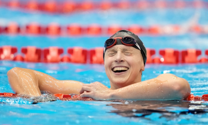 Katie Ledecky Passes Michael Phelps for Most Individual Golds at World ...