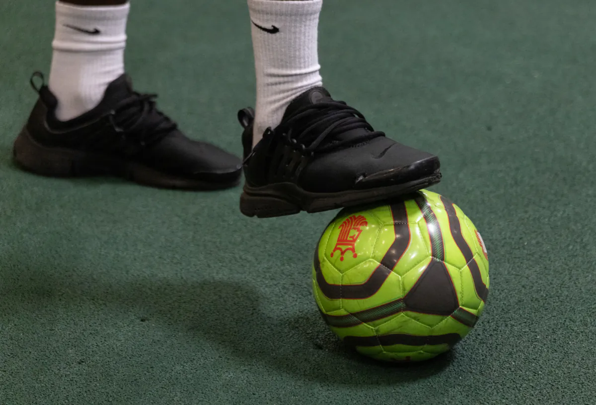 Players of the Orange County Soccer Club teach children soccer maneuvers at the Pretend City Children’s Museum in Irvine, Calif., on July 28, 2023. (John Fredricks/The Epoch Times)