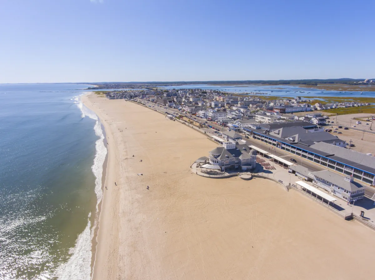 Hampton Beach in Hampton, N.H., in a file photo. (Wangkun Jia/Shutterstock)