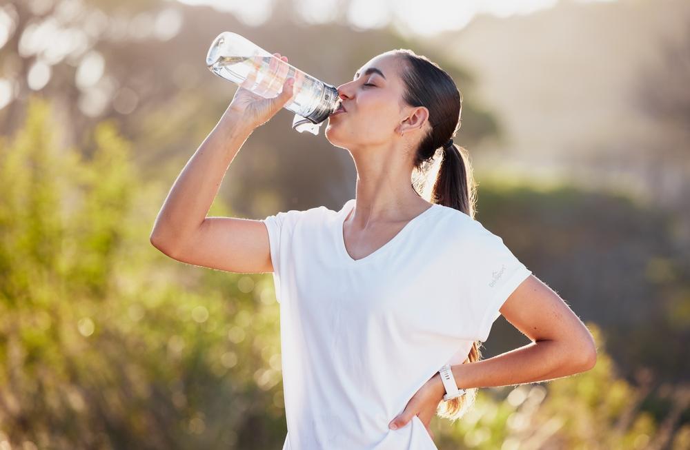 https://img.theepochtimes.com/assets/uploads/2023/07/31/id5433890-Drinking-water_featured.jpg