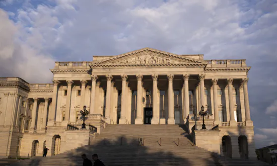 Senate Hearing Explores Risks of AI to American Democracy