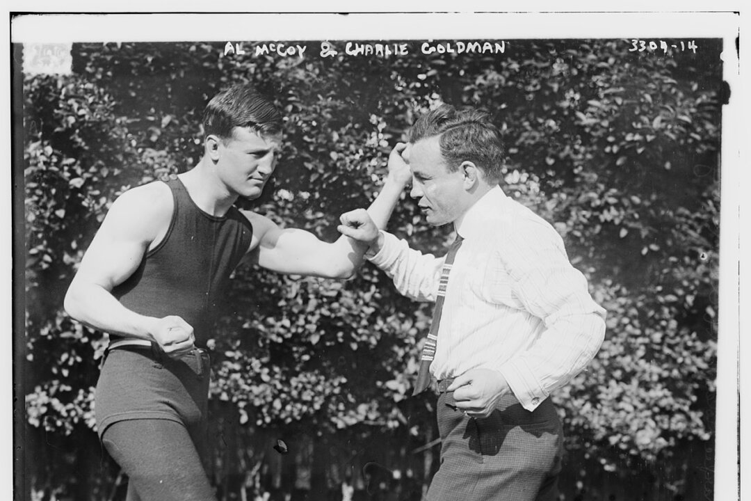 Charley Goldman (R) training boxer Al McCoy, 1910. Bain News Service, publisher. Library of Congress. (Public Domain)