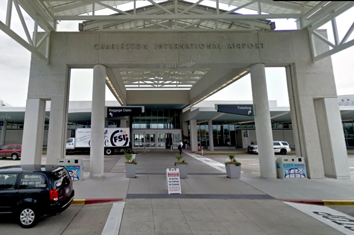Charleston International Airport in North Charleston, S.C., in June 2017. (Google Maps/Screenshot via The Epoch Times)