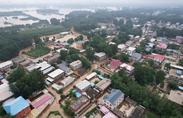 CCP Military Aircraft, Tanks Destroyed in Hebei Flooding